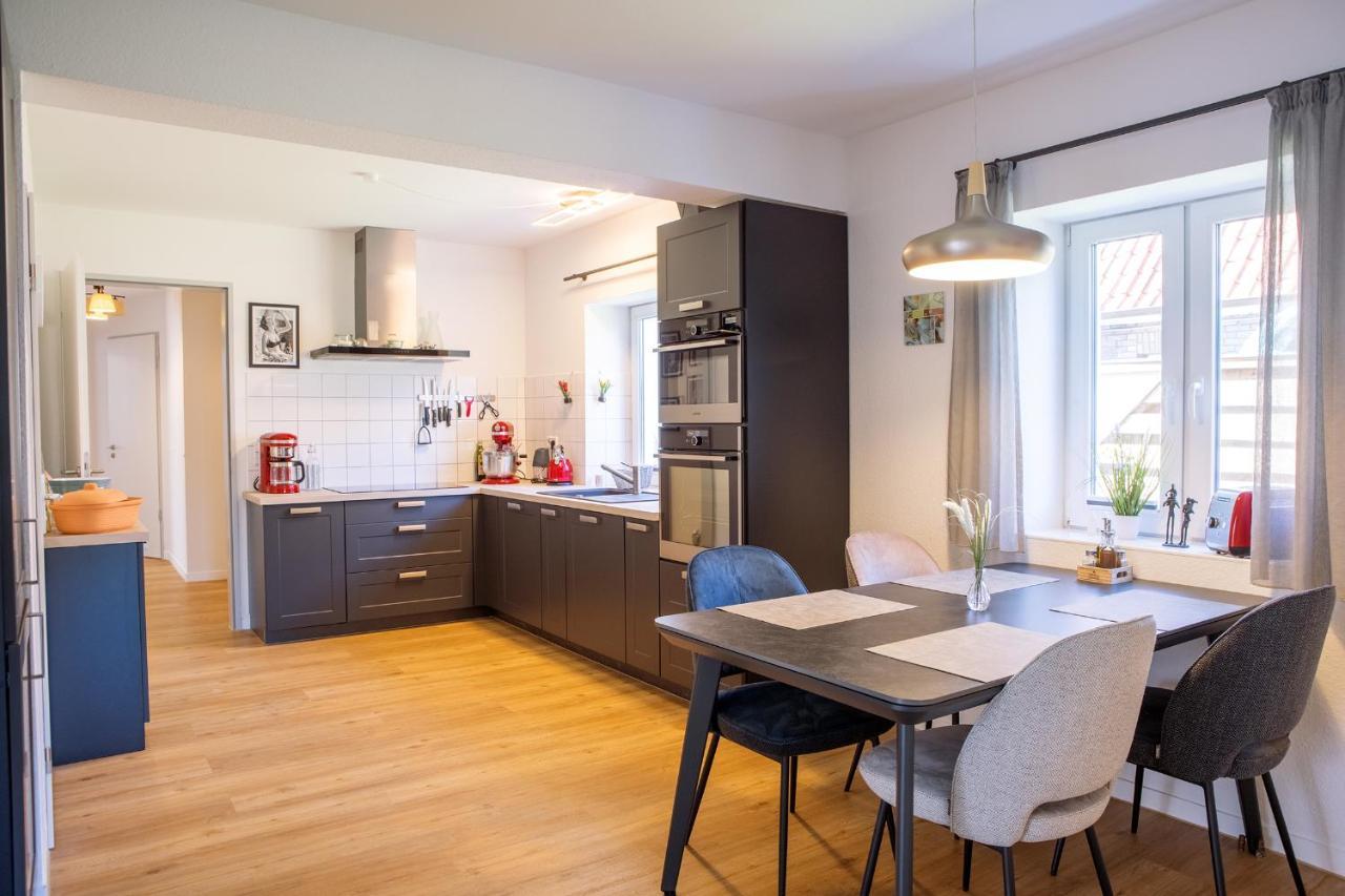 Villa Am Esch Wiefelstede Экстерьер фото